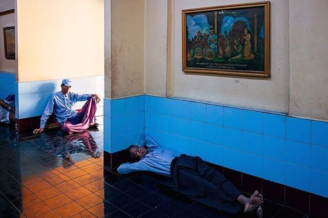 Yangon, Myanmar⁣

#myanmar #canonasia #myanmartrip #everydayasia #myanmartravel  #streetphotos #streetphotographer #streetlife #streetphotographers #thestreetphotographyhub #SPiCollective #streetlife_award #streets_storytelling #myspc #fromstree… bit.ly/2GKWogA