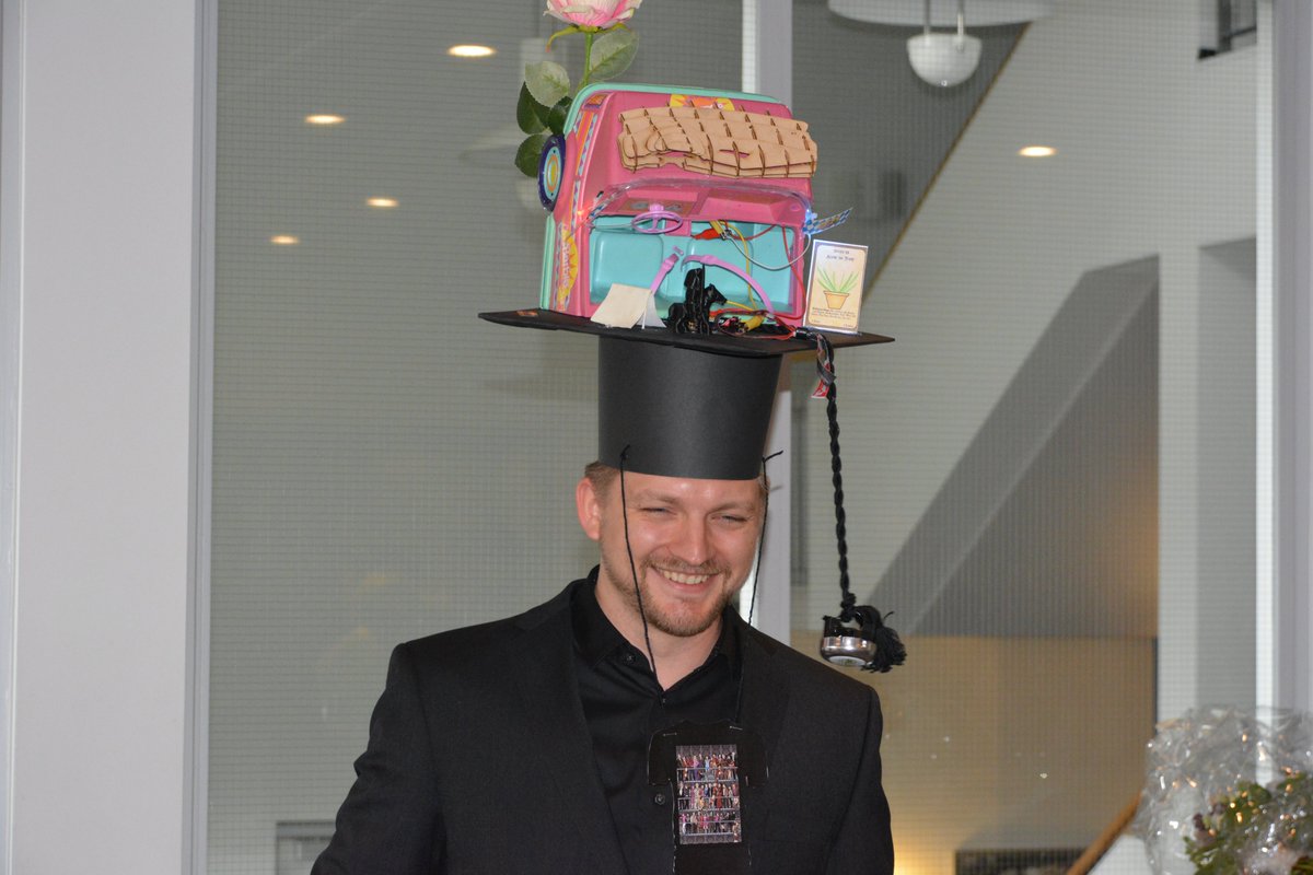 hcioldenburg's tweet photo. Andreas Loecken successfully defended his PhD thesis on In-Vecicle Ambient Light Displays for Advanced Driver Assistant today. Congratulations from all of your (former) colleagues at INS, Andreas! We wish you all the best fo your future! #phdlife #defense #academia https://t.co/fD7bLcZshp