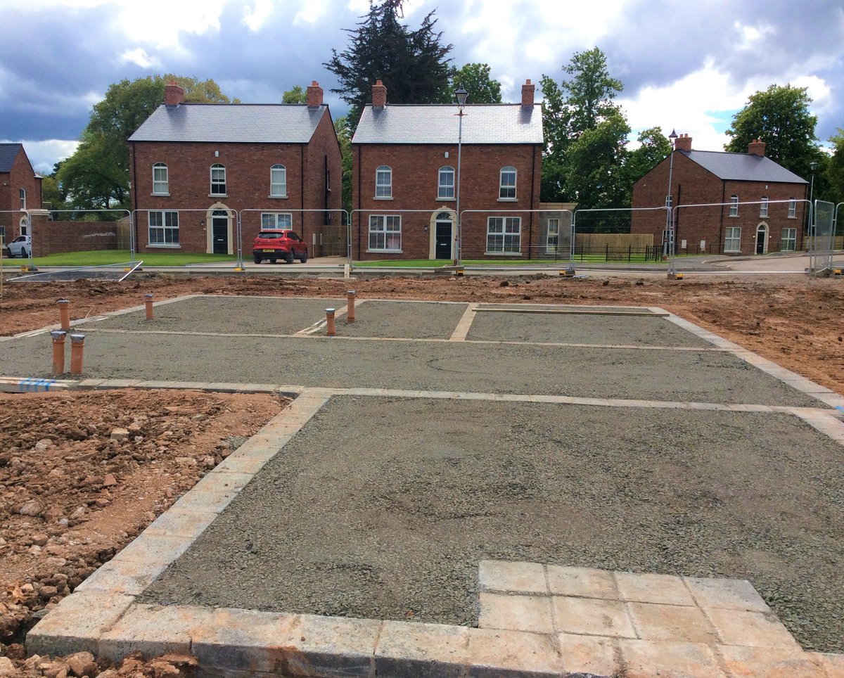 Dixons Contractors tweet media