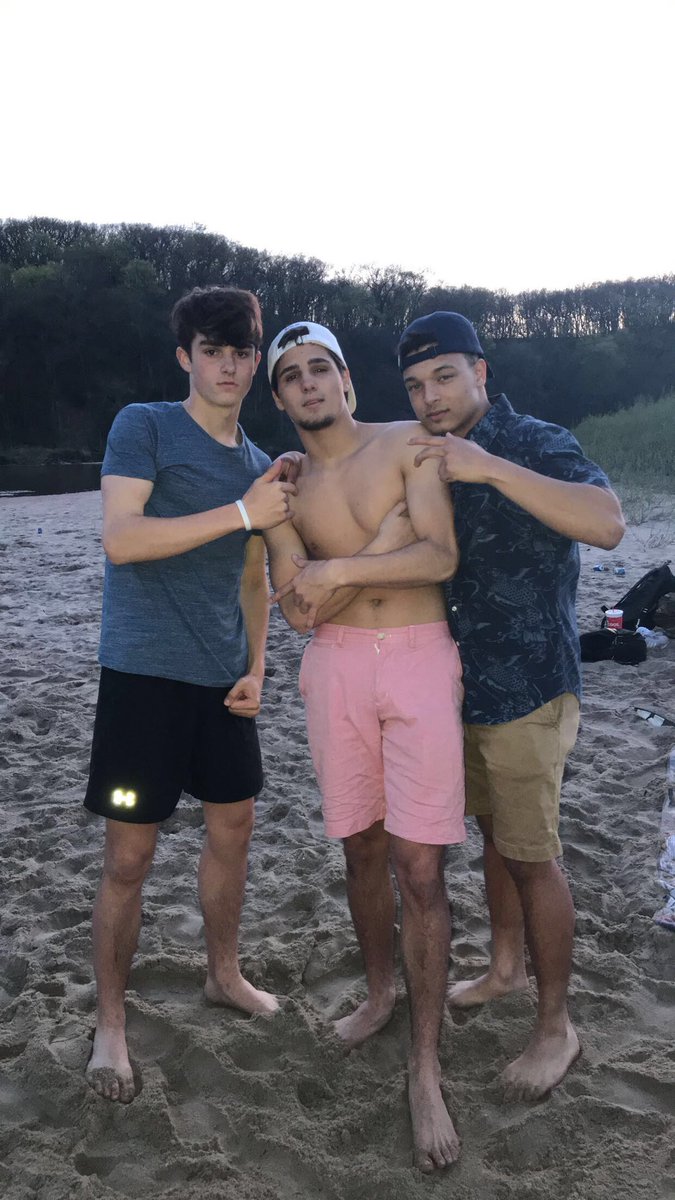 broderickbain's tweet photo. Happy Birthday OG @_noahdavis_ https://t.co/xCiiVhqFPI