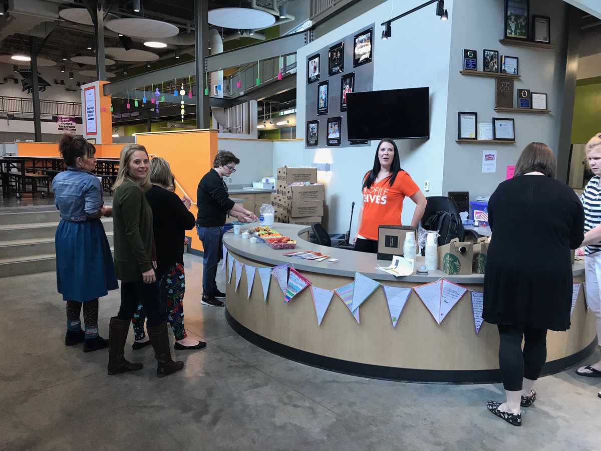 CardenParkElem's tweet photo. Thanks to Profile by Sanford for the teacher appreciation treats today! https://t.co/o39p1lkG7r