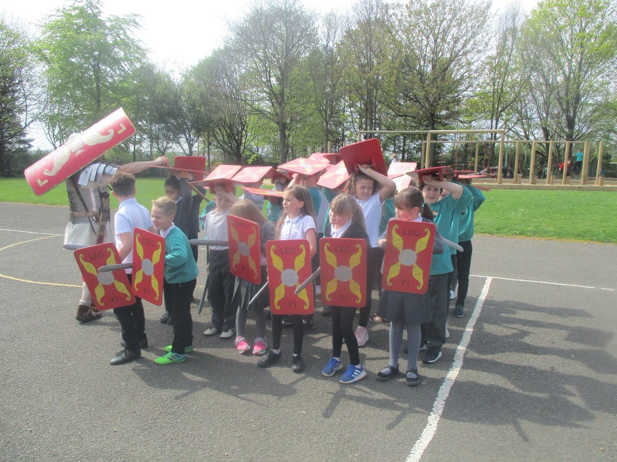 AntonineGuard's tweet photo. A very successful and enjoyable workshop at Pitcoudie school Glenrothes on Tues 30th April https://t.co/9mvmzDLne1