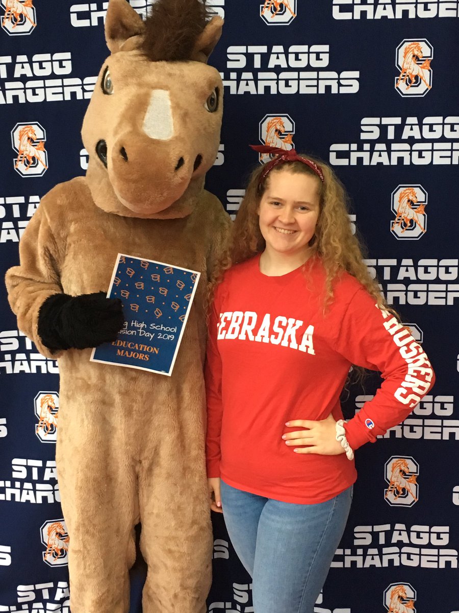 aasguidance's tweet photo. Happy Senior Commitment Day!!! https://t.co/slghLZdzzs