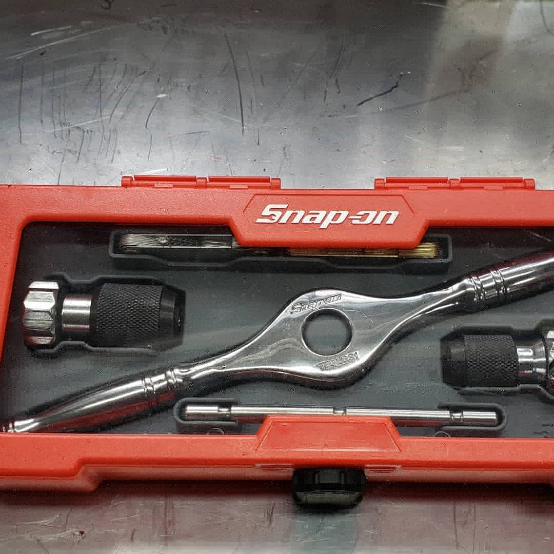 motormouthradio's tweet photo. People have asked about the tap accessories used on #projectchevelle This kit was on the tool truck a few weeks ago & makes a nice addition to our tap set. #chevychevelle #snapon_uk #snapon_official https://t.co/Jb4LlRD8DG