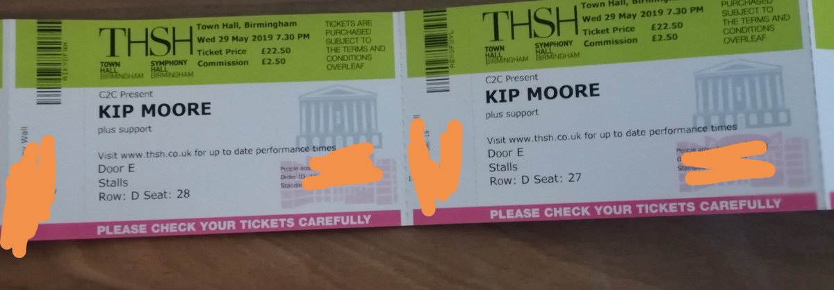 WallLynsey's tweet photo. #excitedmuch #kipready #roomtospare #notlongnow #mademyday #theressomethingboutkip @KipMooreMusic https://t.co/mpKUettUgU
