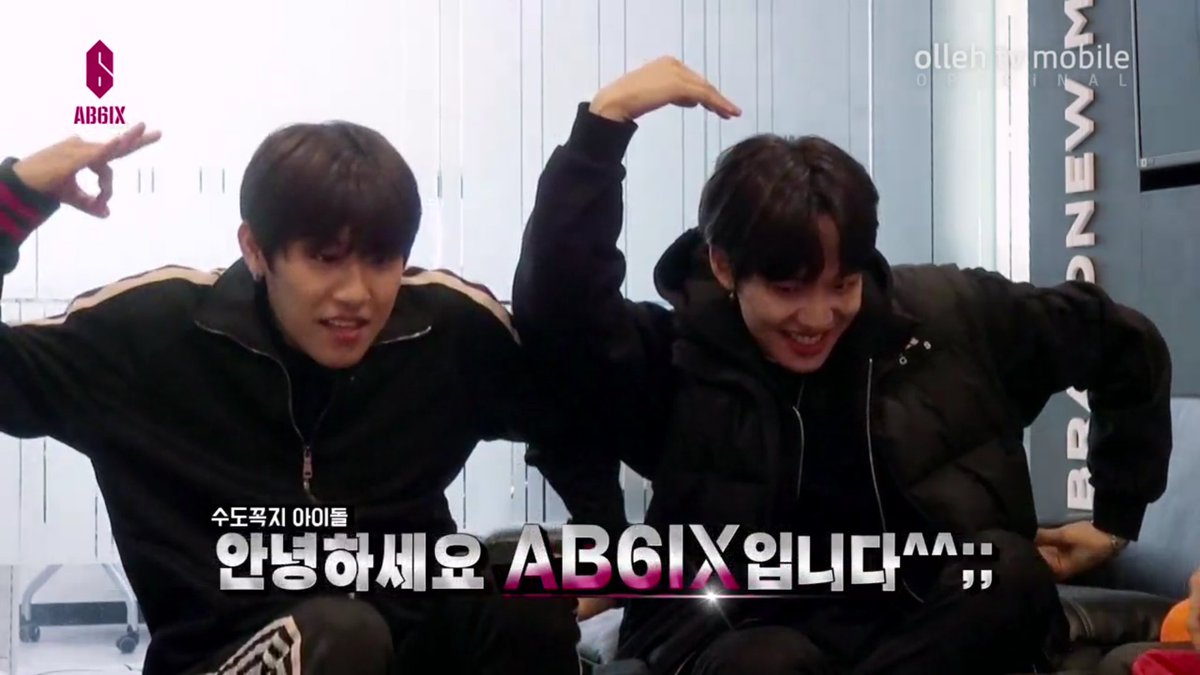 ym_S2_ys's tweet photo. 나 진짜 AB6IX 취켓팅 성공하거나 원가양도 받으면 진짜 눈물날 것 같은데ㅜㅜㅜㅜㅜㅠ
아 진짜 AB6IX 첫 순간 보고싶은데ㅜㅜㅜㅜㅠ 드콘도 못가는데 제발ㅜㅜㅜㅜㅠ https://t.co/ZjxjYxWdRz
