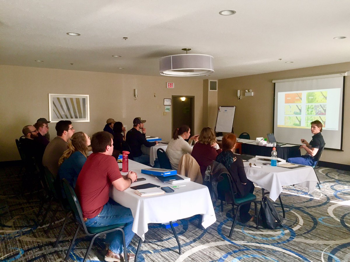 FE_DigitalAg's tweet image. Taylor Procyshen opening up day 2 of @farmers_edge Summer Intern training with Agronomy 101! #SmartFarmingIs #Different #TheFutureIsBright
