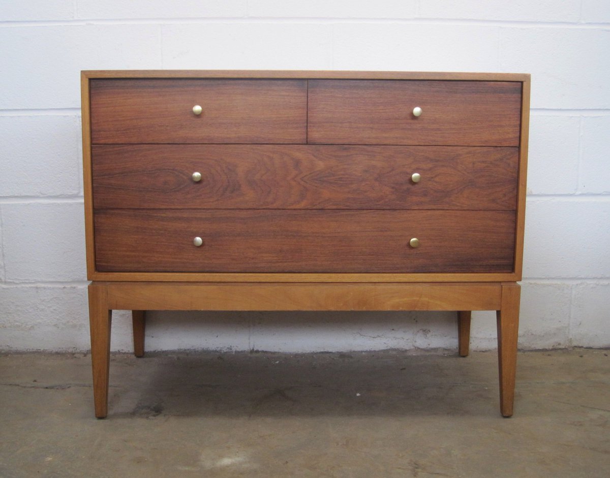 MattFragile's tweet image. Cool clean lines #simplestorage Just arrived 20C Originals #Sideboards #Cabinets #Chests from #Heals #Troeds #JohnandSylviaReid available @FragileDesign