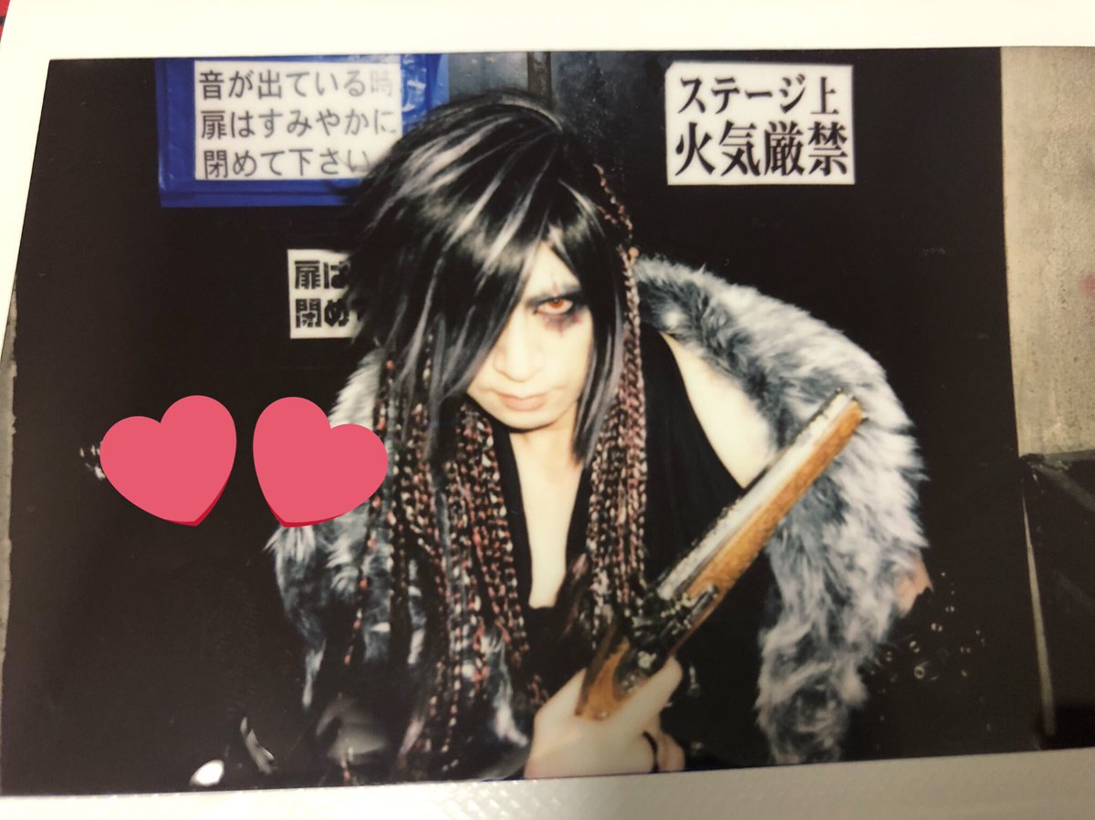 xXblaackroseXx's tweet photo. ●お譲りします
5,2 Justice公演のデカチェキを定価でお譲りします。2ショットサイン入りは希望が被った場合まとめ買いしてくださる方にお譲りいたします。ご入用の方がいらっしゃいましたらリプ又はDMよりご連絡お願いします。
ASAGI/Tsunehito https://t.co/fFCLUngOzI
