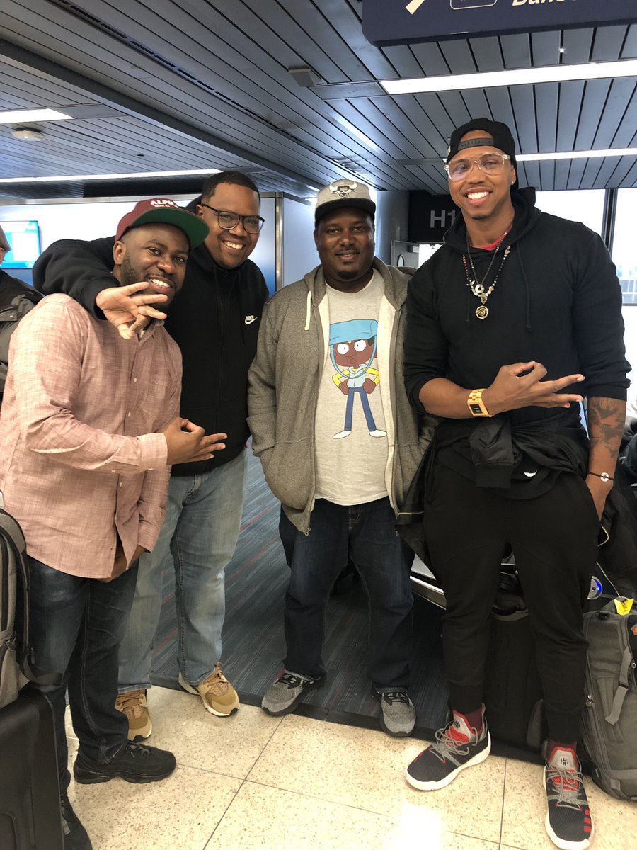 on my way to @vegexpo and Ran into some members of my fraternity Kappa Alpha Psi this morning while boarding my flight from Chicago to Vancouver. The main reason I joined the fraternity was for the brotherhood and it’s always amazing to meet Brothers all over the globe