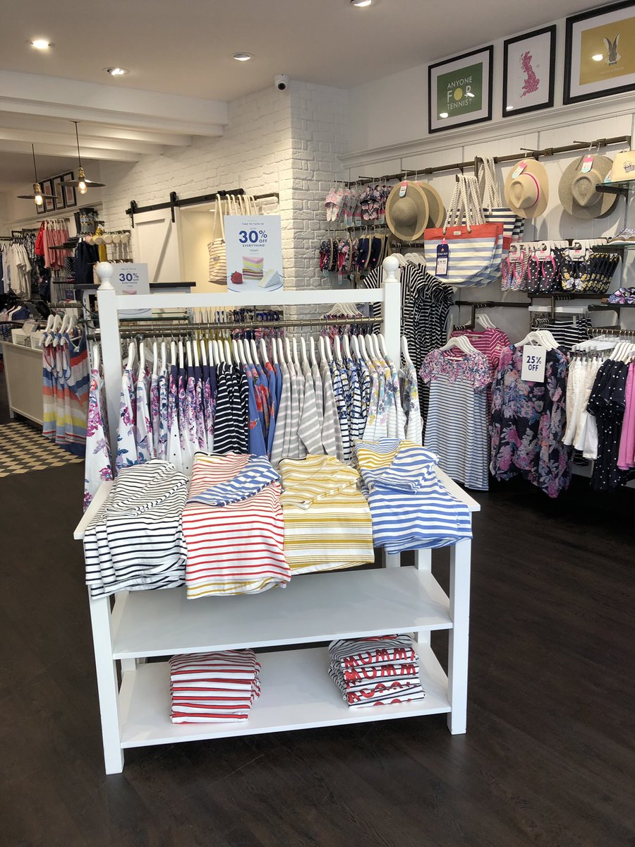 Our classic harbour tops start at £18.71 this weekend in our bank holiday offers. With up to 30% off everything in store what better reason to come in and treat yourself 😍 #Joules #BankHoliday #treatyourself #discount
