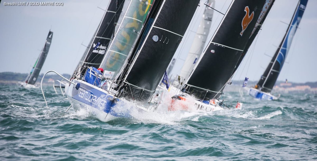 Un bon départ de Justine sur cette grande course de la <a href="/SoloMCoQ/">Solo Maître Coq</a> de 340 mn.
Après 3h de course, Justine pointe à la 11ème place. ⛵️💪🏼
#GoJustine #teamwork #sailing 
▶️ 1er objectif : le tour de l’île de Ré.
🗺 À suivre en live sur la carto de la course : bit.ly/2USWury