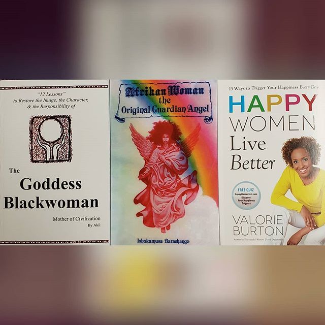 Knowledgebooks's tweet photo. What's next on your reading list?. #books, #knowledgebookstore, #ilovereading, #ilovebooks, #blackbooks, #reading, #reader, #goodbooks, #greatreads, #book, #whattoread, #epicread, #raiseareader, #picoftheday, #photooftheday, #literature #instagood, #inst… https://t.co/9TM1MrWbbP https://t.co/AIvwnUfI9A