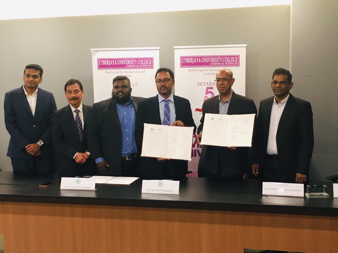 thinalan's tweet photo. Today National MIC Youth signed a Memorandum Of Understanding(MOU) btwn Asia Metropolitan University &amp; Cyberjaya Unvsty College of Medical Science. Scholarships worth off RM 3 Million is being allocated for our Indian stdnts through the MIC Youth Scholarship Programme for 2019 . https://t.co/AXQOPiCwut