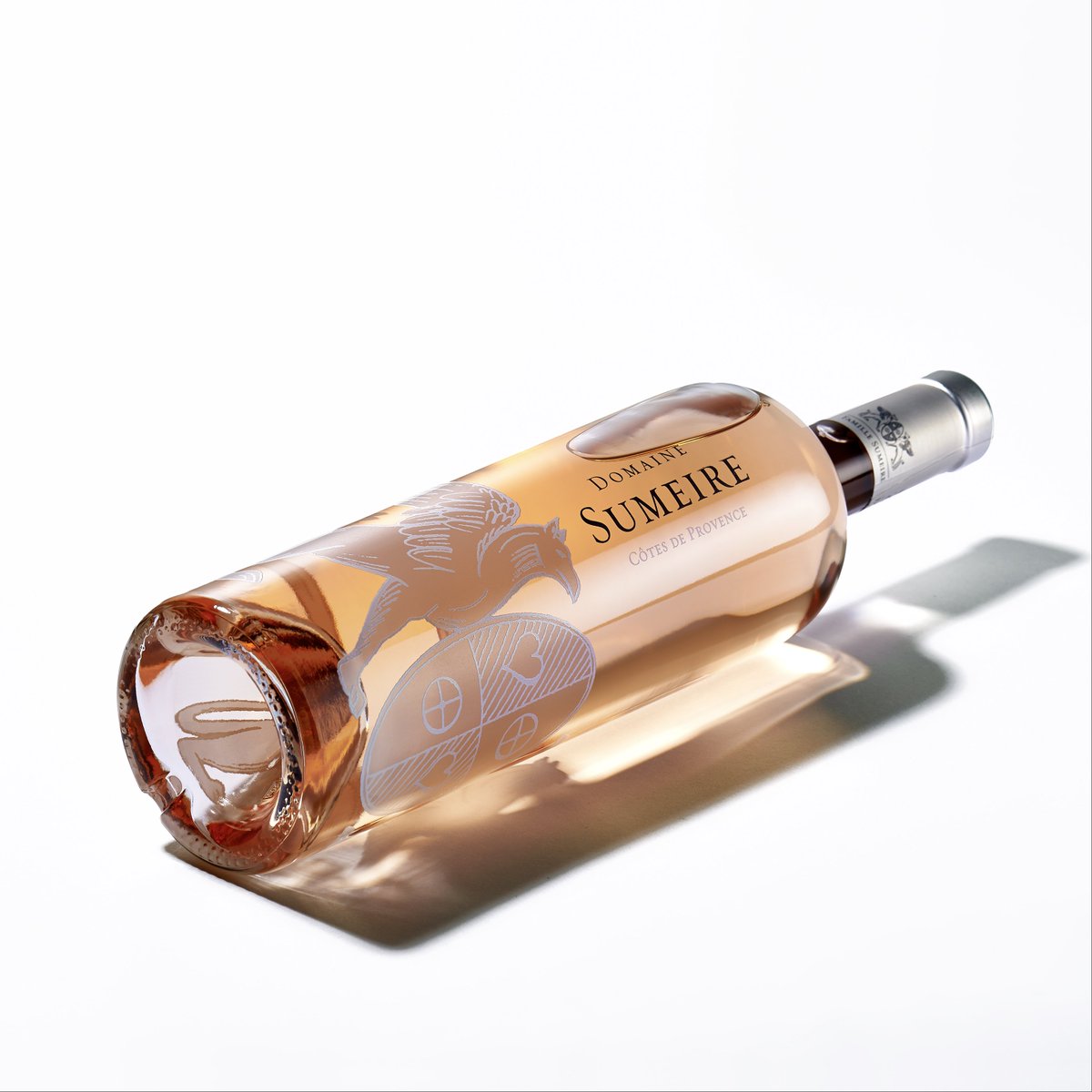 We provide a variety of screen prints for bottle #decoration. Let us know what you have in mind for your next project: bit.ly/2EzLrPf
#Saverglass