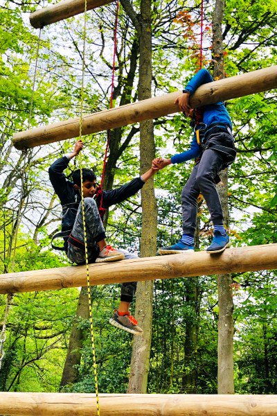 OaklandsSch's tweet photo. Another day packed with activities and adventure. Year 6 are having a great time on their PGL trip, and especially enjoyed the Sensory Trail and Jacobs Ladder. #PGLweek https://t.co/xliJzE3WoC