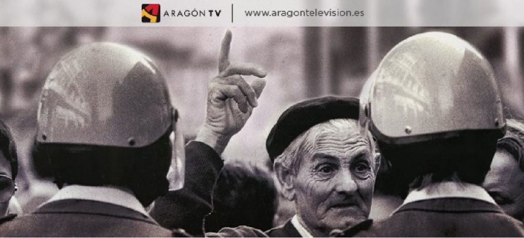 arainfonoticias's tweet photo. El Premio #PeriodistasAragón - Ciudad de Zaragoza de este año ha recaído en @Transicion_ATV, serie de @AragonTV dirigida por  @EstherPuisac https://t.co/i9I1ca1Zon #LibertadDePrensa @Periodistas_APA https://t.co/c0SnV4b0Gv