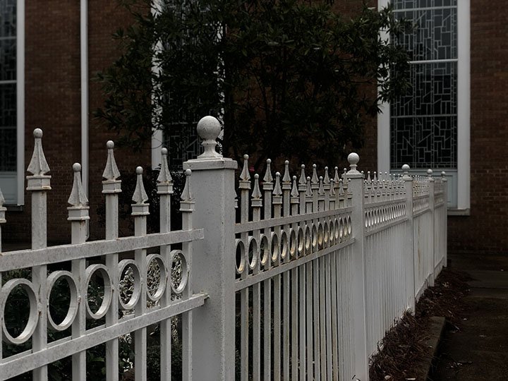 PillowAcademy's tweet photo. Photography Club – 3rd Project “Gates, Fences or Arches”  Photos are judged on originality and creativity. Maggie McDonald, Runner-Up. https://t.co/WVVrEiIIfd