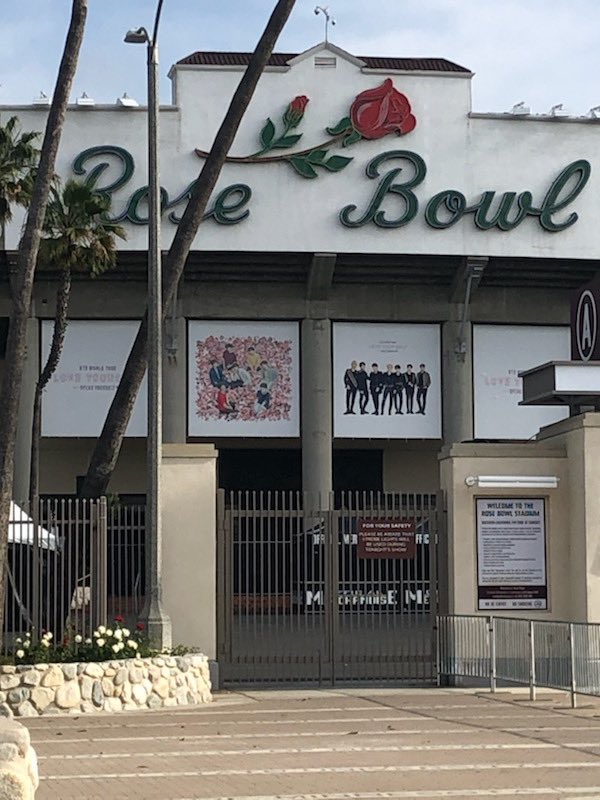 1027KIISFM's tweet photo. .@BTS_twt’s @RoseBowlStadium concert’s getting set up this morning 🙌!

Are you attending this weekend? Who’s ready? #BTS #Army #BTSArmy #BoyWithLuv @bts_bighit https://t.co/3A7EWIv89o