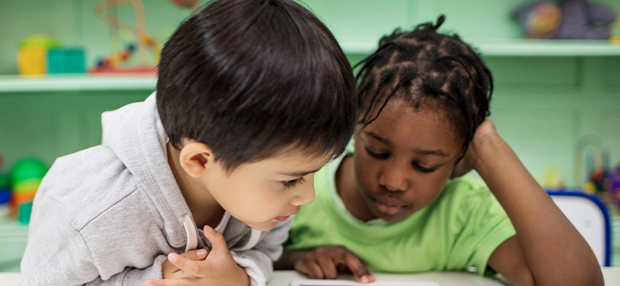 EDCtweets's tweet image. Today in Tacoma: EDC&apos;s @halexraynal &amp;amp; @MsHeathrs present &quot;Supportive Classrooms for Diverse Learners&quot; at the Infant &amp;amp; Early Childhood Conference.
You can see the tools they&apos;ve developed to support preschool learning here: edc.org/early-Ed-tools 
#earlyedtools
