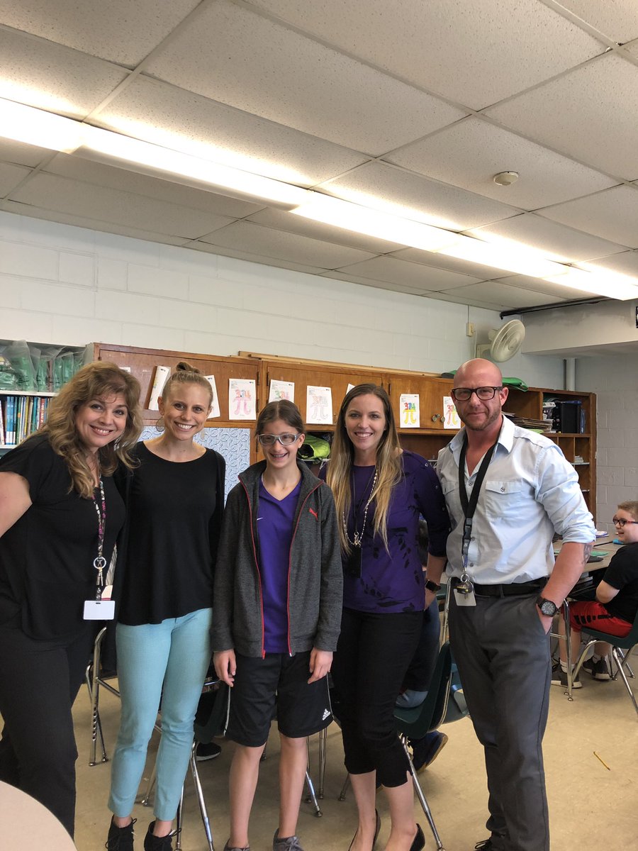 MindfulKind_TPT's tweet image. Congratulations Vanessa Recor for being recipient of New Jersey School Counselor Association Most Resilient Student Award! You are the sunshine of our Beers Street School community! 🎉 ☀️ #HazletProud #NJSCA #BSSBulldogs  @CollisClass  @munoz_mom @NPettyjohn5 @michael_desevo