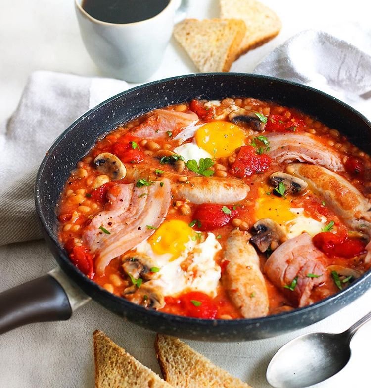 INAPORC's tweet photo. Le Porc Français a lancé un défi à 4 influenceurs : créer des recettes simples et délicieuses à base de charcuteries et de viande de porc. Découvrez les 4 premières recettes sur @Youmiam : https://t.co/nMZny4eulD #Simplissime https://t.co/hYvKhjm8PY