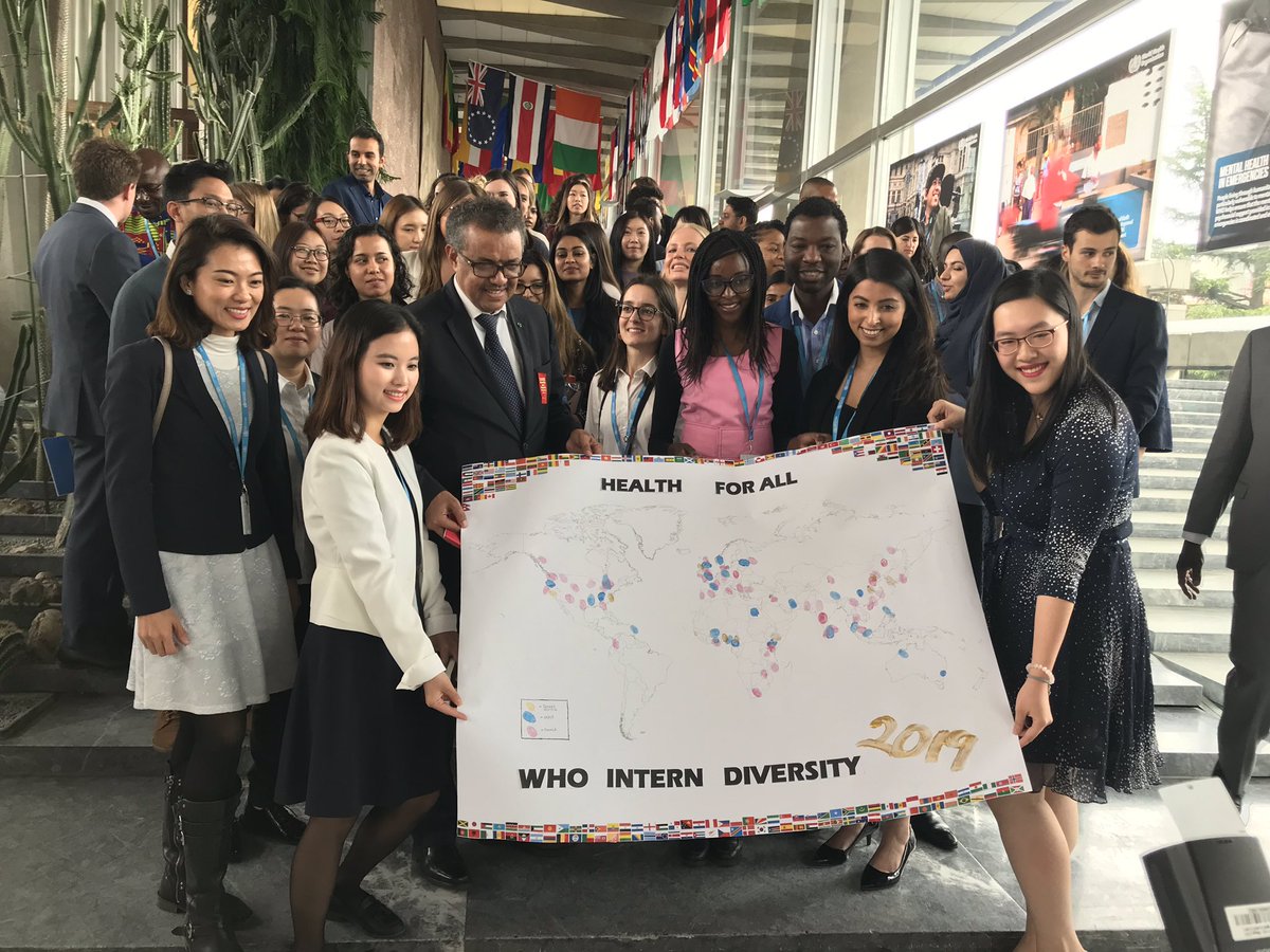 IsabelleNuttall's tweet photo. At the meeting of @WHO_HQ_Interns and @DrTedros today, progress of diversity among @who interns was celebrated. In April, 41% of @WHO_HQ_Interns were coming from low and middle income countries. By 2022, we should reach 50%. Starting stipends in 2020 will help ! https://t.co/YoPyhcXud5