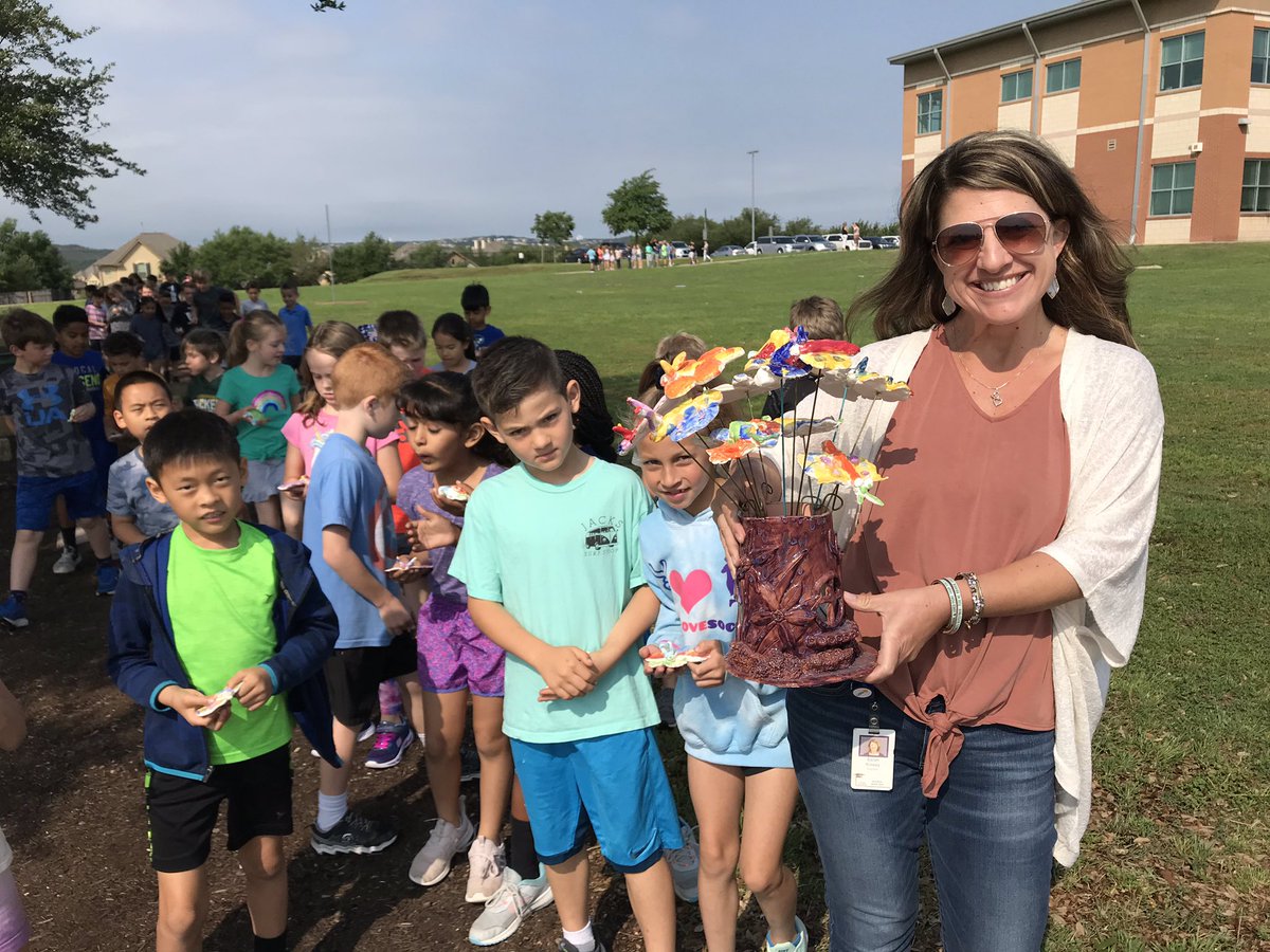 kelliepeden tweet media