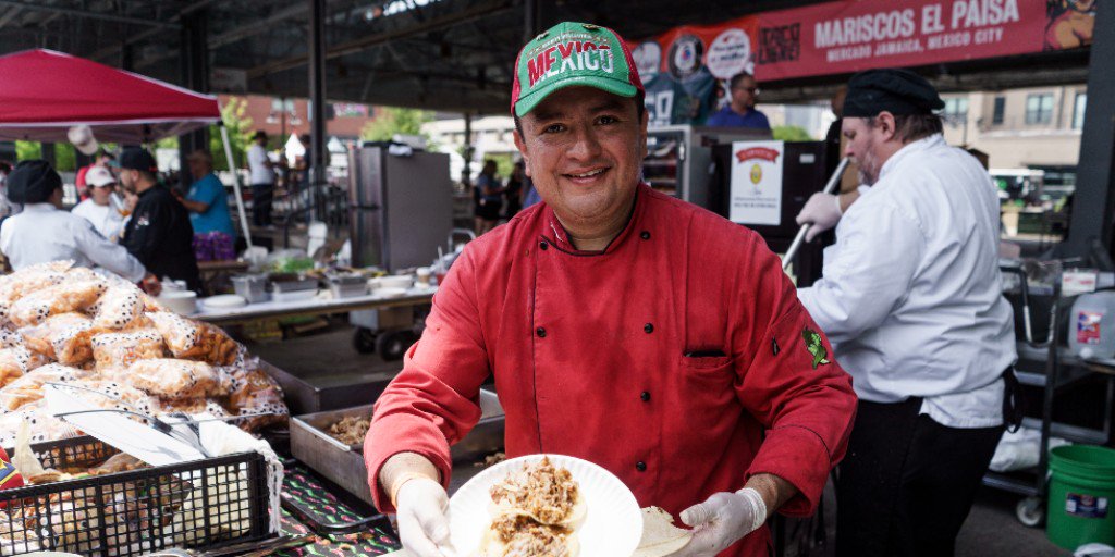 Thank you to everyone who attended.  It was an honor to have Carnitas Meche / Rafael &amp; Mariscos El Paisa along with <a href="/BlueDemonjr/">Blue Demon ®™</a> in Dallas. Special thanks to those that helped make it possible  <a href="/fdelatg/">Francisco de la Torre 🥑</a> <a href="/ConsulMexDal/">ConsulMexDal</a> <a href="/SedecoCDMX/">Secretaría de Desarrollo Económico</a>  
<a href="/JulenLDG/">Julen Ladrón de Guevara</a> <a href="/Claudiashein/">Claudia Sheinbaum Pardo</a> <a href="/MalkahNobigrot/">Malkah Nobigrot</a>