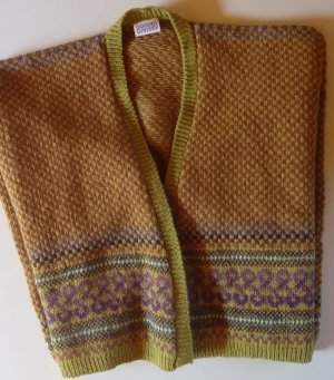 GoodenGansey's tweet photo. Gooden Gansey Celtic Summer jacket
https://t.co/vpPyQzAtcA
#Knittingpattern and KnitKit for #handknit or #machineknit. Inspired by the celtic Triskel symbol. 
#fairisle #fairisleknitting #fairisleknit #knittingpattern #strandedcolorwork @BoutiqueDeCreateursHuelgoat https://t.co/rL5PHyuXda