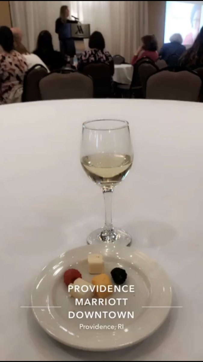 MartaDbrwski's tweet photo. Wine, cheese, and MERGE Moments #MERGE19 https://t.co/gqD1DuemfQ