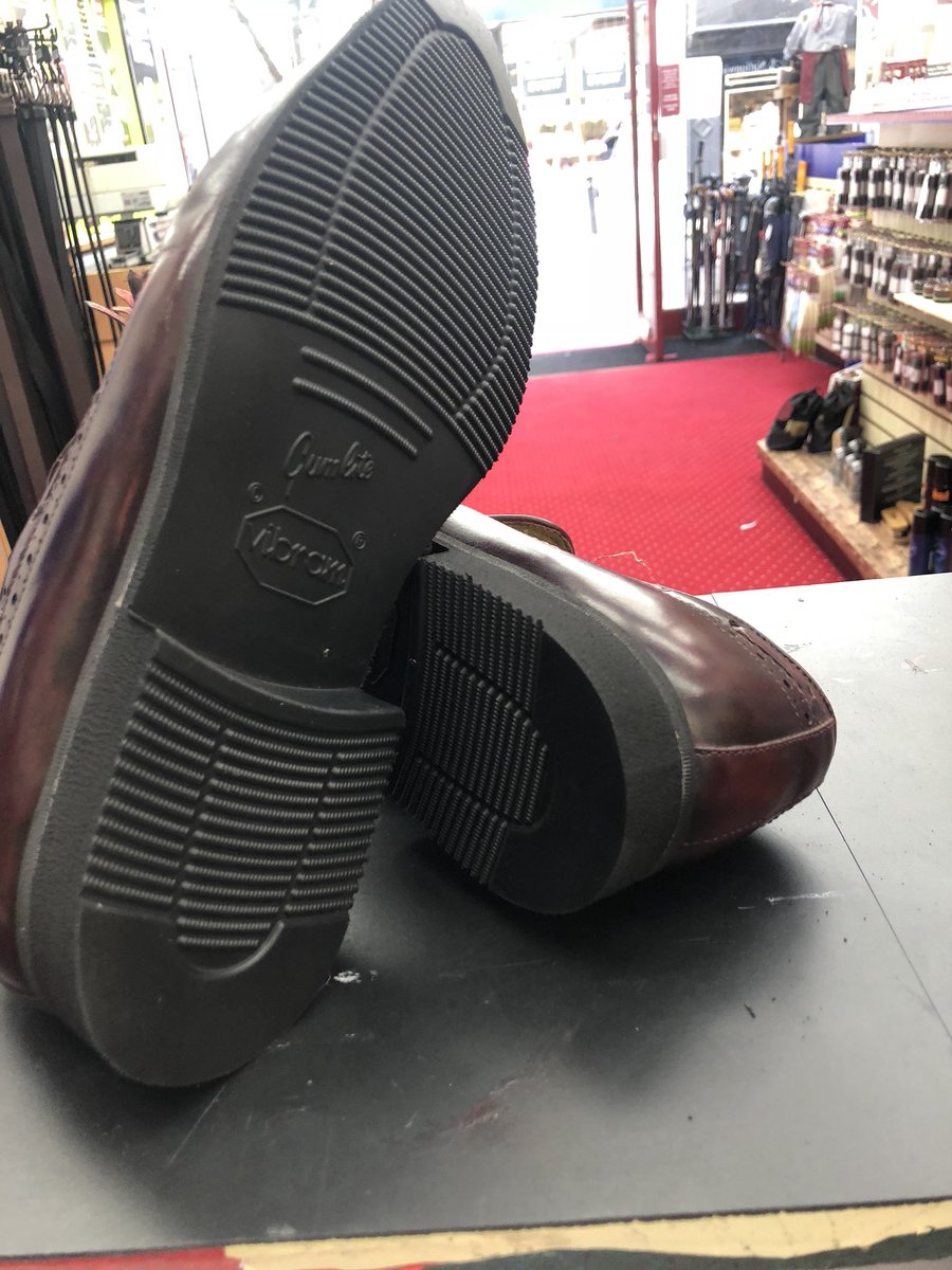 TimpsonYeovil's tweet photo. This pair of Claris gents shoes needed new lease of life and by decreasing the weight of the shoes with the #Vibram gumlite soles the customer was very happy .... @vibram #clarks #shoeupgrade https://t.co/Qmi9lJVHf3