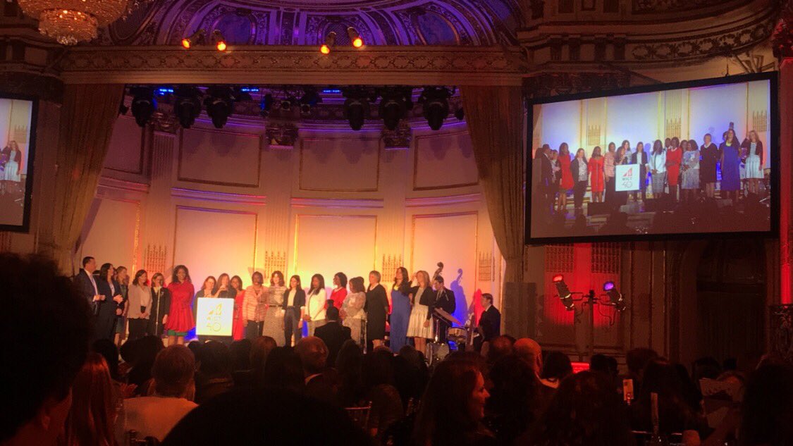 TheCableCenter's tweet photo. Happy 40th, @WICT! Your impact on building women leaders in our industry has been incredible. Here's to 40 more! #SigLunch #MyWICTis #LeadWithMore https://t.co/95J6bosYQe