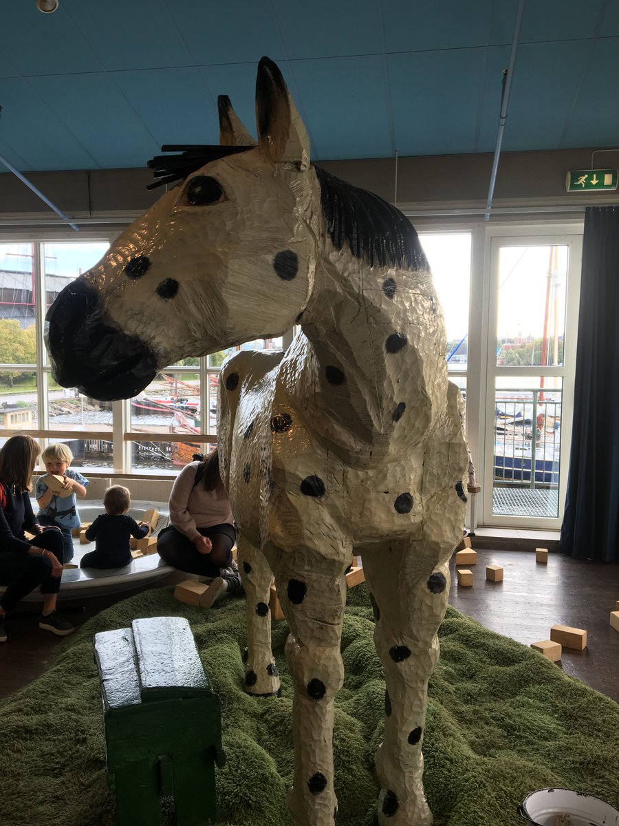 Victoria J Coe tweet media