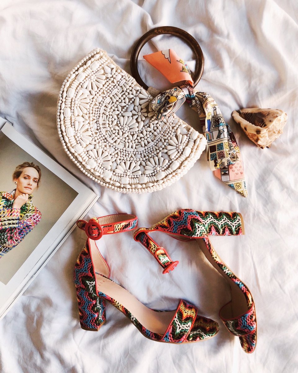 Sometimes shoes can speak louder then words... 👠🍃 Introducing your statement heel of the season, the fabulous Aloha, the multi weave, shot by Paulina, @fashionisminepassion for <a href="/we_are_cara/">cara</a> #ss19

#carashoes #wearecara #imwearingcara #itsacaralife #lovecara #theCARAblog