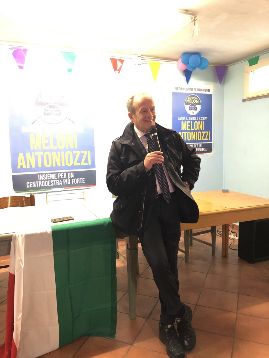 LCiocchetti's tweet photo. A #Corcolle incontro con i cittadini organizzato da @francescolanza7 per presentare candidato europee #alfredo #ANTONIOZZI . Insieme a #fabioarmeni per #uncentrodestrapiùforte https://t.co/DHTHhPHpSO