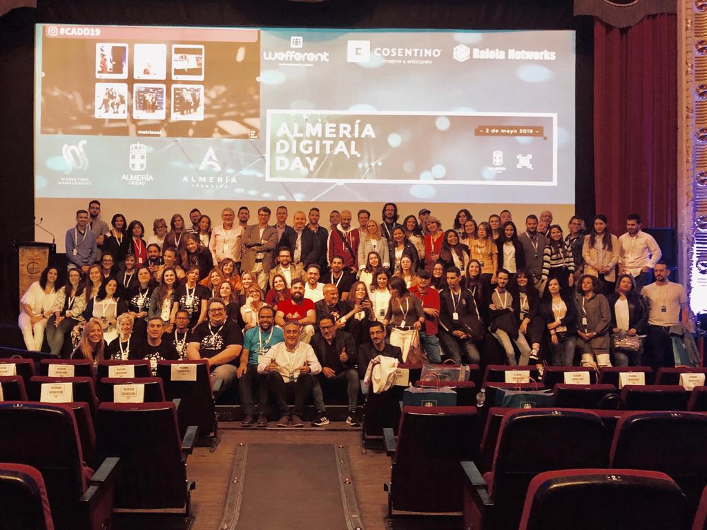 Gracias a todas-os!! 🥰
Ha sido un palcer teneros aquí un año más.
Nos vemos en #CADD20!!

#CADD19 > 💖