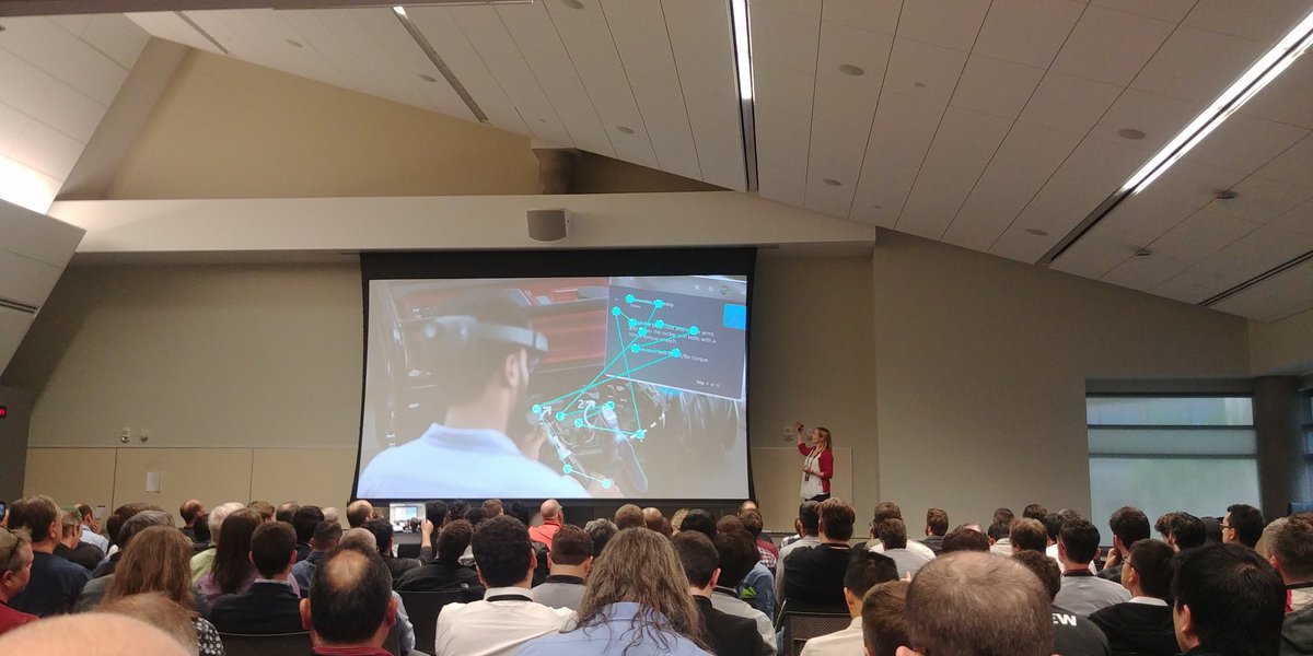 dudziakl's tweet photo. So happy to be here #MRDevDays https://t.co/FdzDCriejT