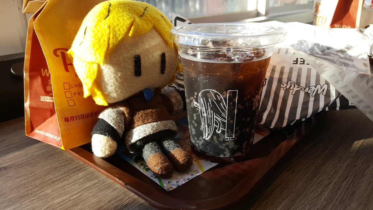   #GoldenAfternoonWeekSorry for the delay! It was a PACKED dayWe tried to go to Harajuku to buy Lauren& #39;s sister a sweater--IT WAS SO BUSY THE POLICE WERE DIVIDING THE STREETSo noWe went to Meiji Shrine, which was nice, but no pics of meThen Odaiba & WENDY& #39;S?! W a Sadako cup