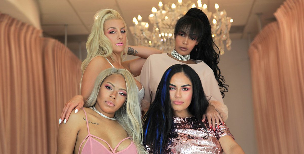 Pretty2Gorgeous's tweet photo. https://t.co/6OCpQqLm8H
All the Luxury you need to get Gorgeous #Hairflip
#hairextensions #hairgoals #lashes #mua #stylist #hairstylist #weave #longhairdontcare #barbie #barbietings #Blondes #ponytails #clipinextensions #bluehair #curlyhair #virginhair #deepwavy https://t.co/BdiNwngw1V