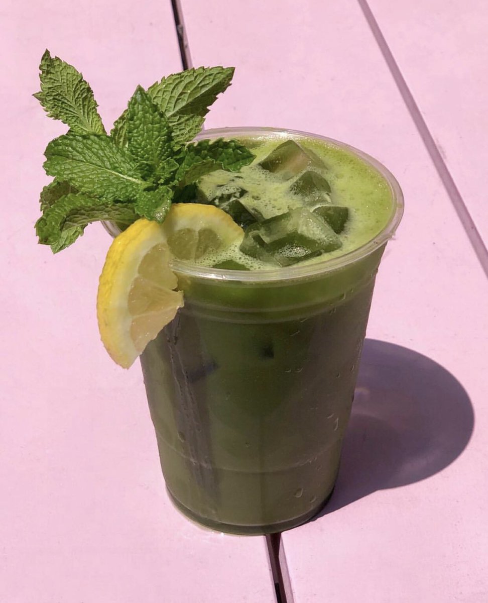 Summmmer is starting. Happy Matcha Lemonade season 🍋🍋🍋