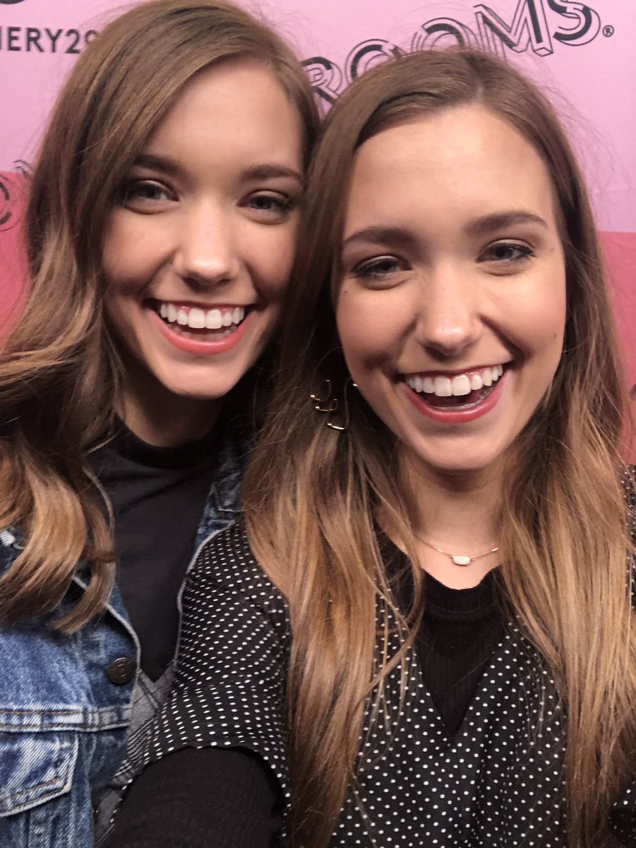 FIDM_addi's tweet photo. Q3: What has been your favorite memory at FIDM? #AfterFIDM 

I have so many great memories at FIDM! But my favorite is all the opportunities that FIDM opens up to you! I’ve already been able to do amazing because of FIDM. Make sure to use all of your resources @fidm https://t.co/RgEeP6cUVb