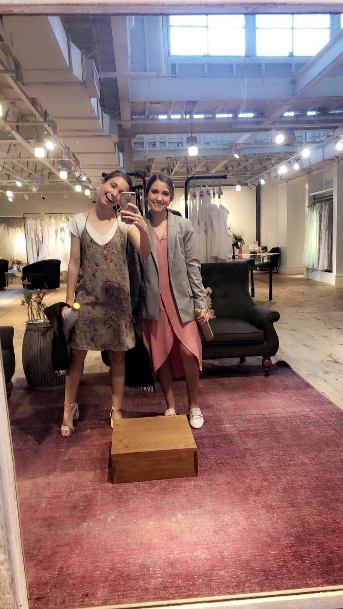 FIDM_addi's tweet photo. Q3: What has been your favorite memory at FIDM? #AfterFIDM 

I have so many great memories at FIDM! But my favorite is all the opportunities that FIDM opens up to you! I’ve already been able to do amazing because of FIDM. Make sure to use all of your resources @fidm https://t.co/RgEeP6cUVb