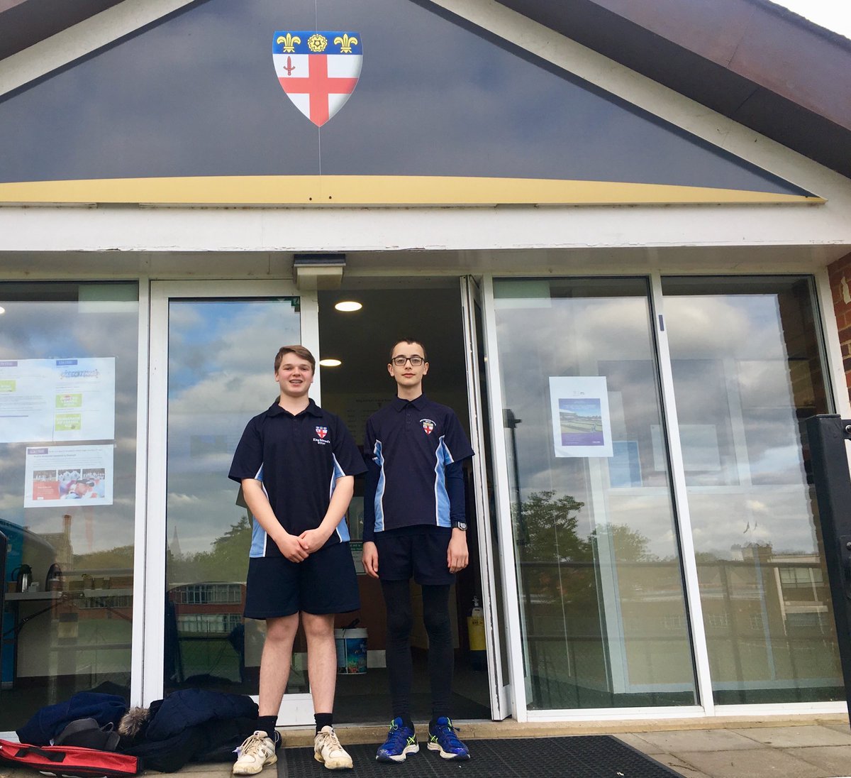 KESWMidSchool's tweet photo. Congratulations to George Abbot school on winning U14 Tennis today by 4 sets to 2 and to KESW boys for winning u16 by 4 sets to 2 in a well balanced and excellent match.
#KESWtennis@gabbot_sport#KESWu14#KESWu16 https://t.co/jscQxPkpEH