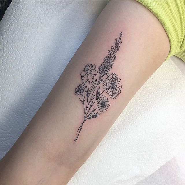 Tiny Tattoo Club  birth flower bouquet she got matching with her sister   shelbyjayne11 can we please get matching ones  Facebook