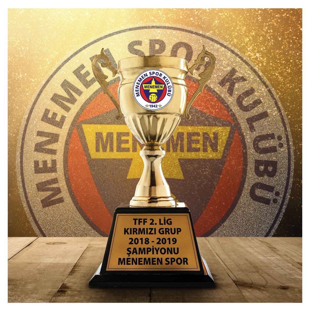 MenemenFK's tweet photo. Duyuru |
 
HAYDİ MENEMEN

Pazar günü saat 14.00'da İlçe Stadyumu'nda Sn. Ali DÜŞMEZ tarafından Menemenspor'umuza 2018-2019 TFF 2.
Lig Şampiyonluk kupamız teslim edilecektir.
#Menemen ve #İzmir halkını bekliyoruz.

#ŞampiyonMenemenspor
#Since1942
#SevdamızMenemenspor
#SendeOradaOl https://t.co/M1zoSNJQC1