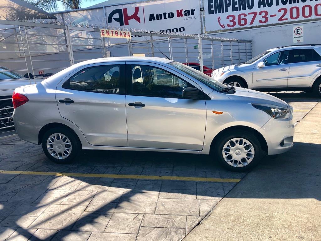 UsedUnidas's tweet photo. 🌟🌟#Ford🌟🌟 

✅ Figo✅ 

🔥2017 🔥 

‼️ 49,000 km‼️ Calidad Premium 😎👌🏻 
 🗺 Visítanos en: 

📍Av. Patria #285, Lomas del seminario📍
☎️3316564111☎️ 

📍Av. Naciones Unidas #5180📍
☎️3338011260☎️ https://t.co/0vjcLCW3fn