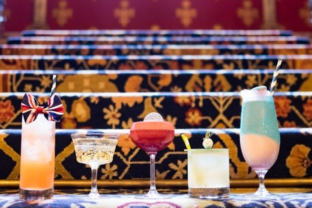 CountyWeddings's tweet image. Georgina Cassels checked out the new #SpiceGirls-inspired #cocktailmenu at The Booking Office, @StPancrasRen ... "Although you won't see me in a #UnionJack minidress, the Ginger Kick's Campari, #Aperol, citrus &amp;amp; gingerbeer combo caught my eye" - yourlondon.wedding/wedding-news/1…