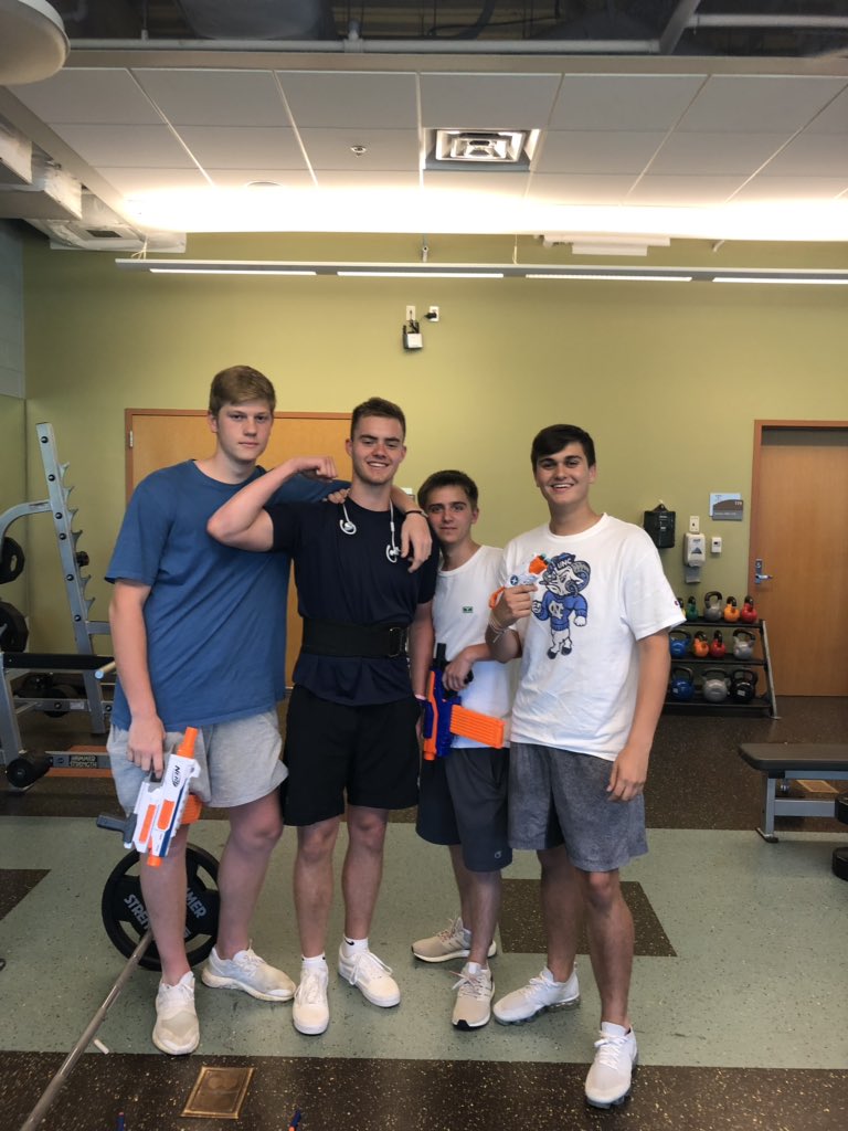 gods_cook's tweet photo. Bring out the brooms 🧹🧹🧹 @DarkLigma @PcNerf https://t.co/q63r9sYqE7