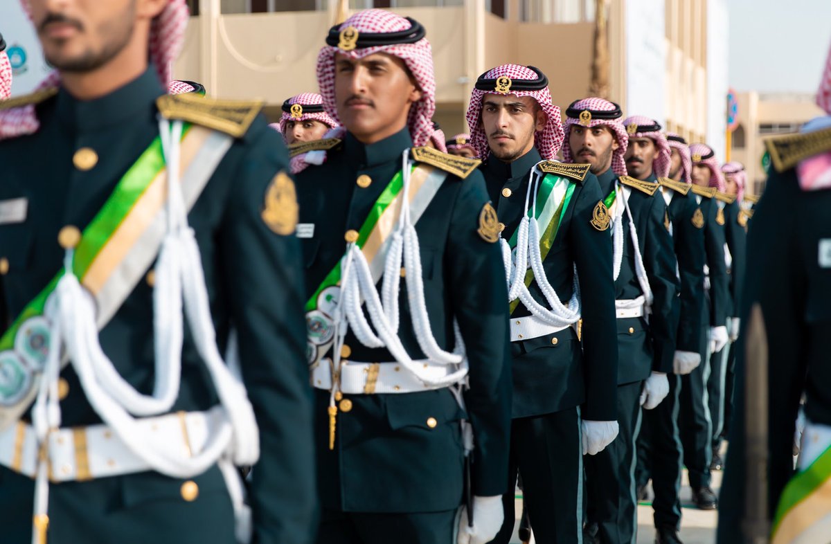 مميزات كلية الملك خالد العسكرية بعد التخرج